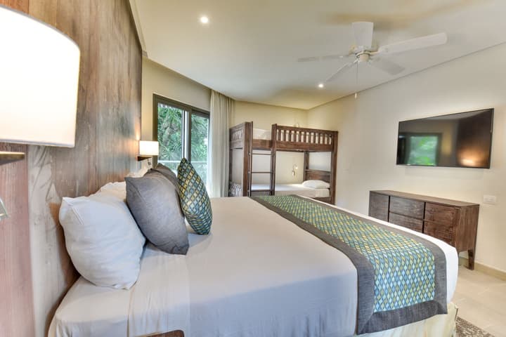 Sandos Caracol Nature Resort & Water Park All Inclusive