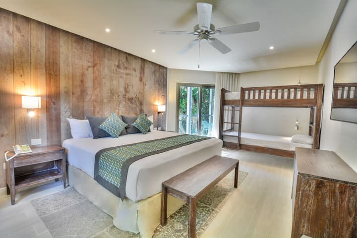Sandos Caracol Nature Resort & Water Park All Inclusive