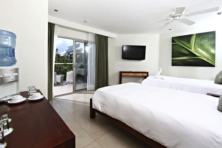 Sandos Caracol Nature Resort & Water Park All Inclusive