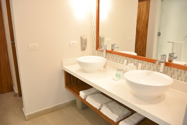 Sandos Caracol Nature Resort & Water Park All Inclusive