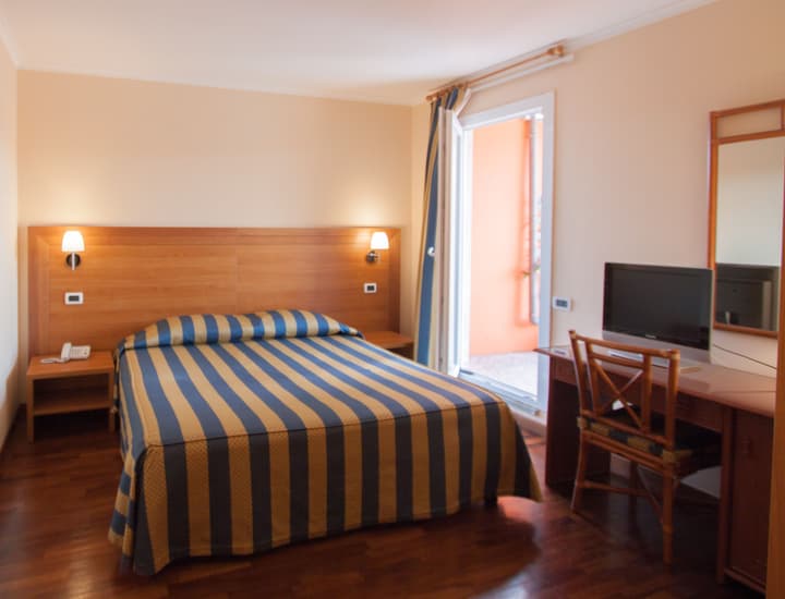 Laurentia Hotel