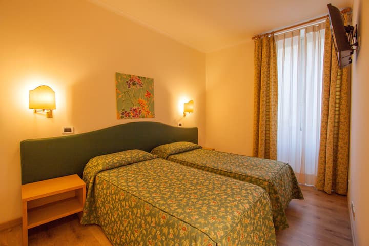 Laurentia Hotel