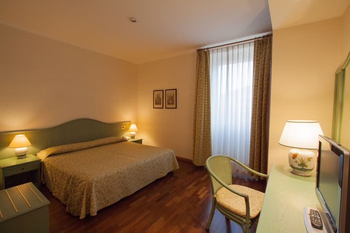 Laurentia Hotel