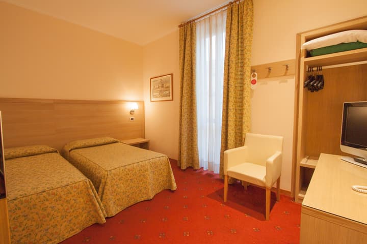 Laurentia Hotel