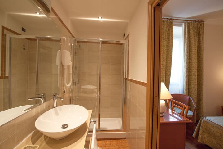 Laurentia Hotel