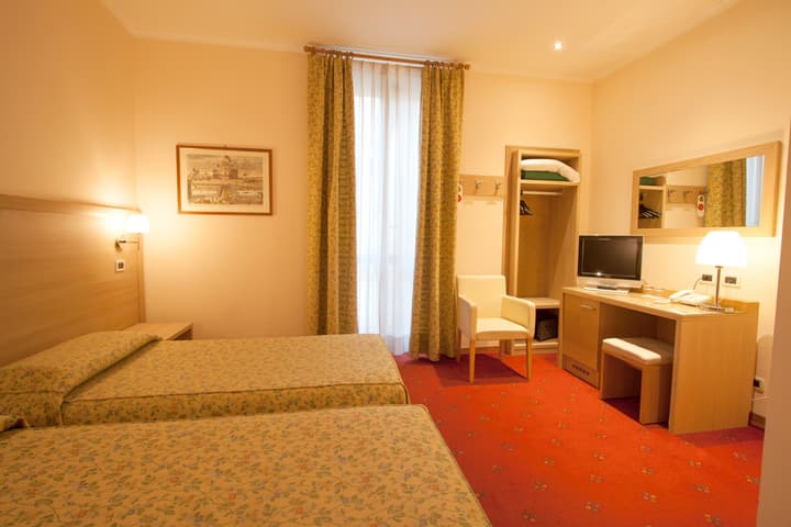 Laurentia Hotel