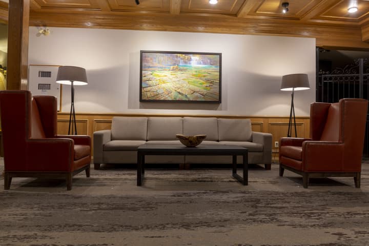 Whistler's Inn