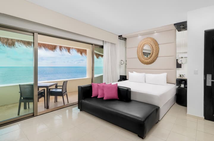 Desire Riviera Maya Resort – All Inclusive, Exclusively for Couples