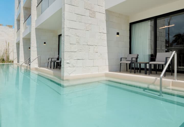 Desire Riviera Maya Resort – All Inclusive, Exclusively for Couples