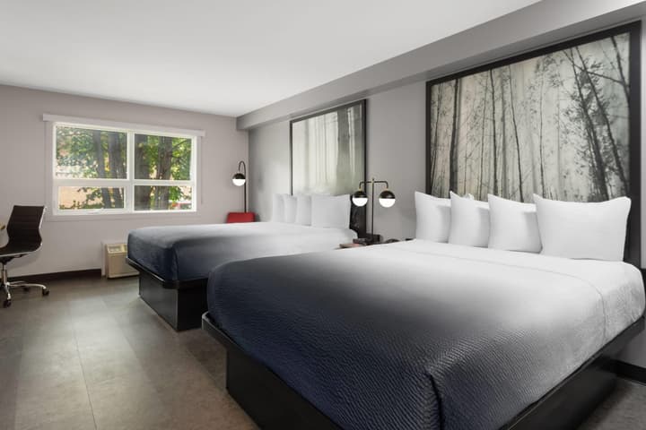 Super 8 by Wyndham Sault Ste Marie On