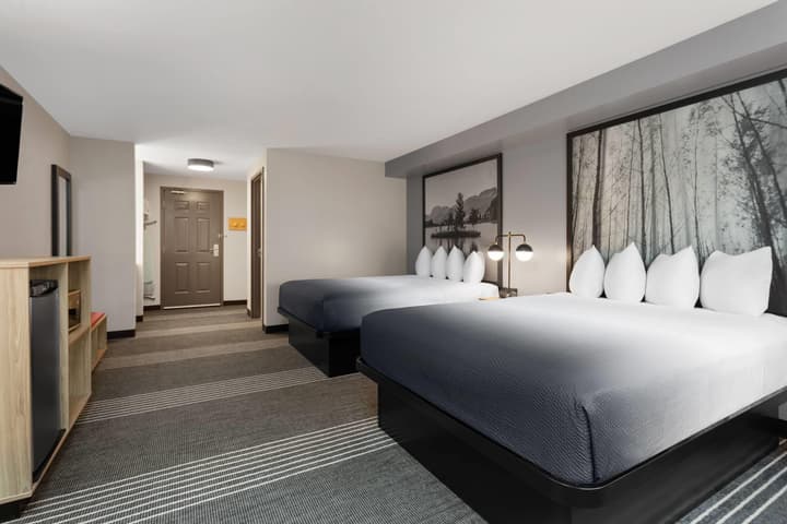 Super 8 by Wyndham Sault Ste Marie On