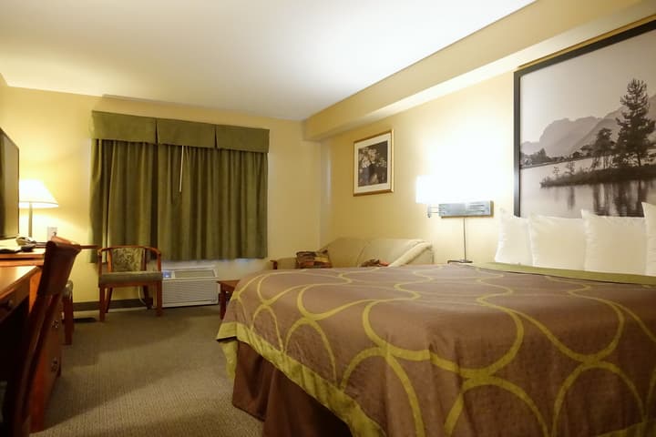 Super 8 by Wyndham Sault Ste Marie On