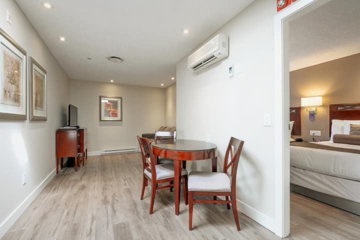 Red Lion Inn and Suites