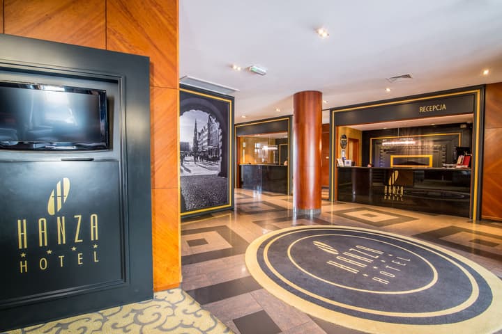 Hanza Hotel