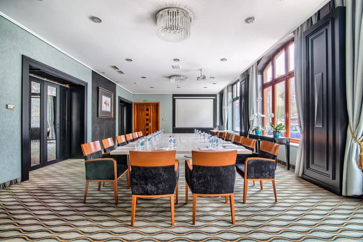 Hanza Hotel