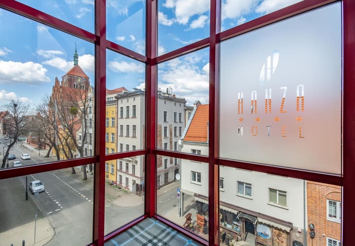 Hanza Hotel