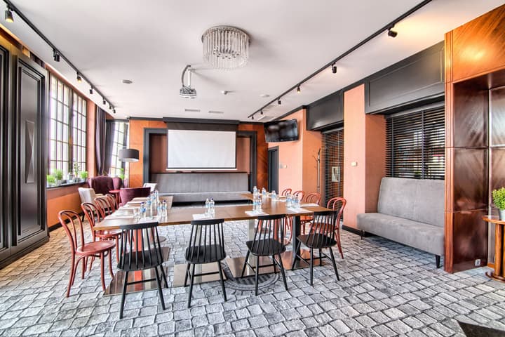 Hanza Hotel