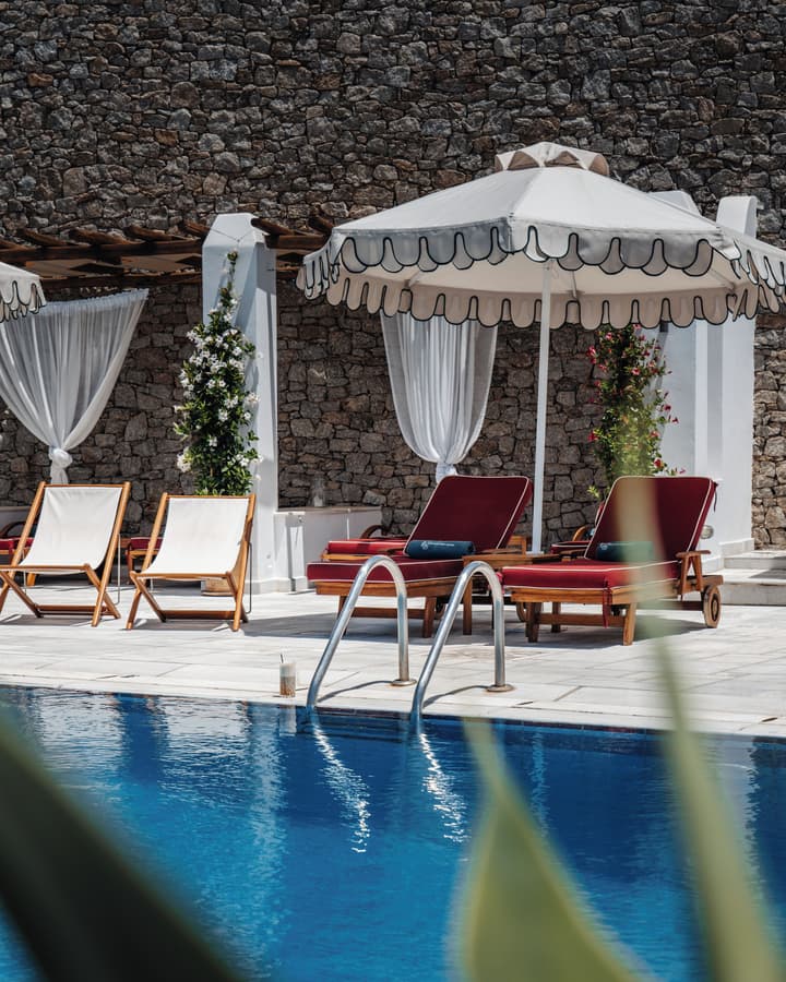 Pelican Bay Hotel