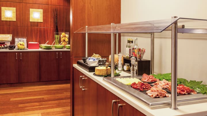 Holiday Inn Milan - Garibaldi Station by IHG