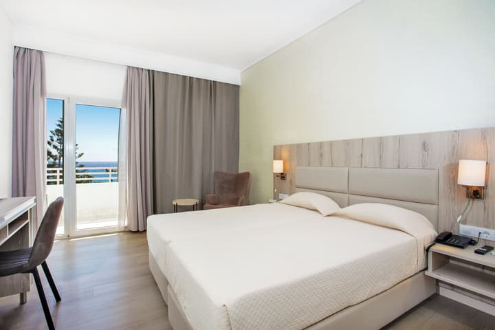Atlantis Hotel