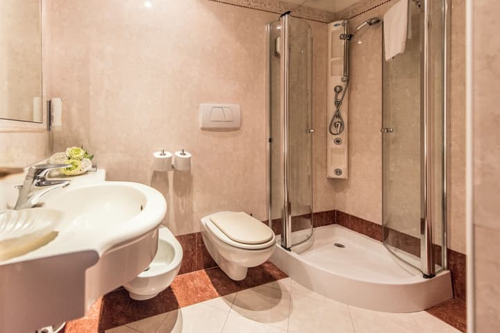 Admiral Hotel Villa Erme