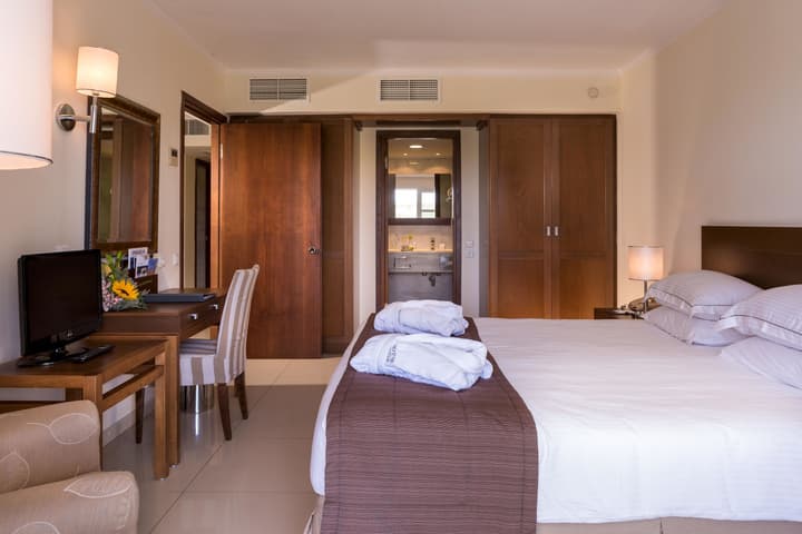 Neptune Luxury Resort