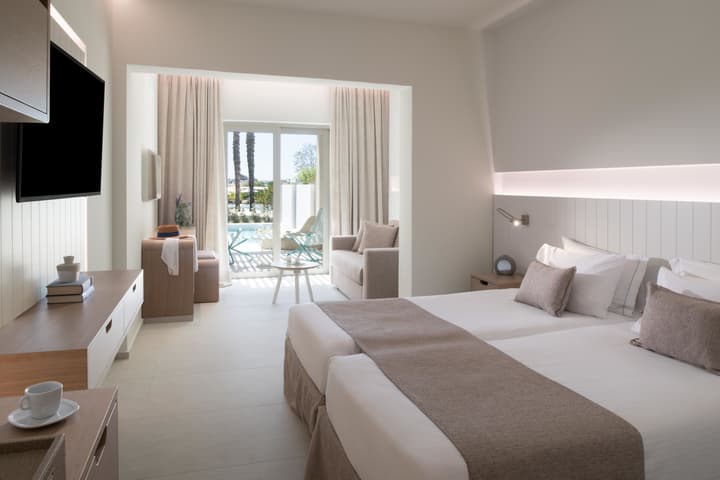 Neptune Luxury Resort