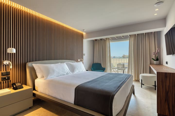 Neptune Luxury Resort