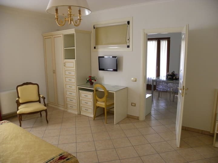 Hotel Ristorante Borgo La Tana