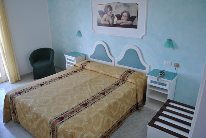 Hotel Ristorante Borgo La Tana