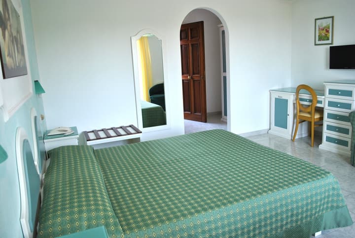 Hotel Ristorante Borgo La Tana