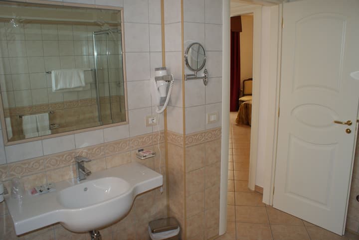 Hotel Ristorante Borgo La Tana