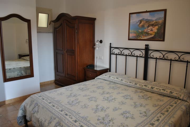 Hotel Ristorante Borgo La Tana