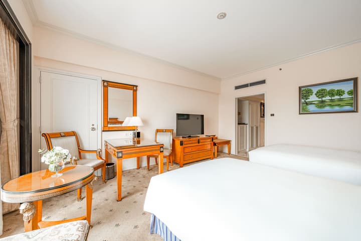 Lotte Hotel Saigon