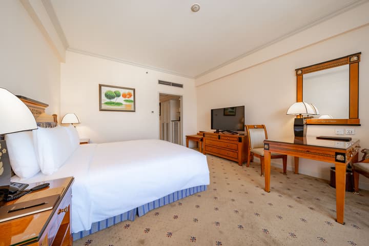 Lotte Hotel Saigon