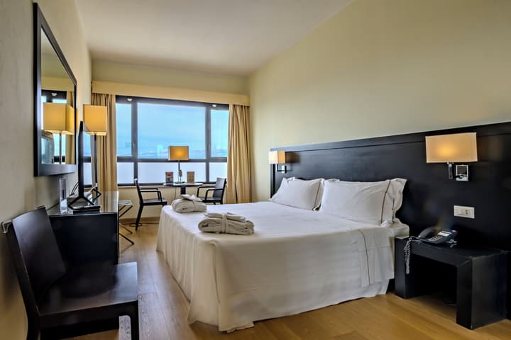 Sardegna Hotel, Suites & Restaurant