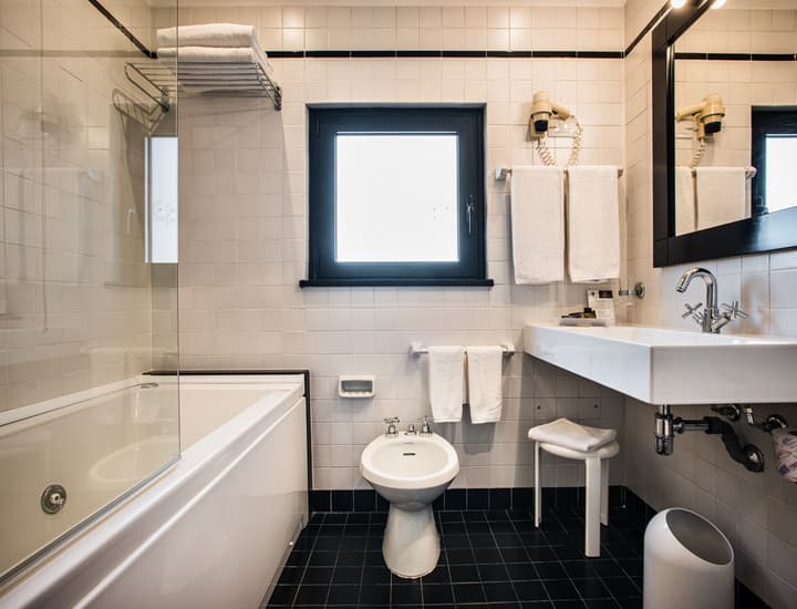 Sardegna Hotel, Suites & Restaurant