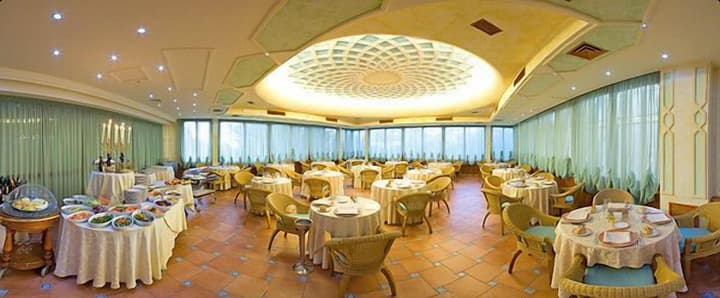 Grand Hotel La Pace