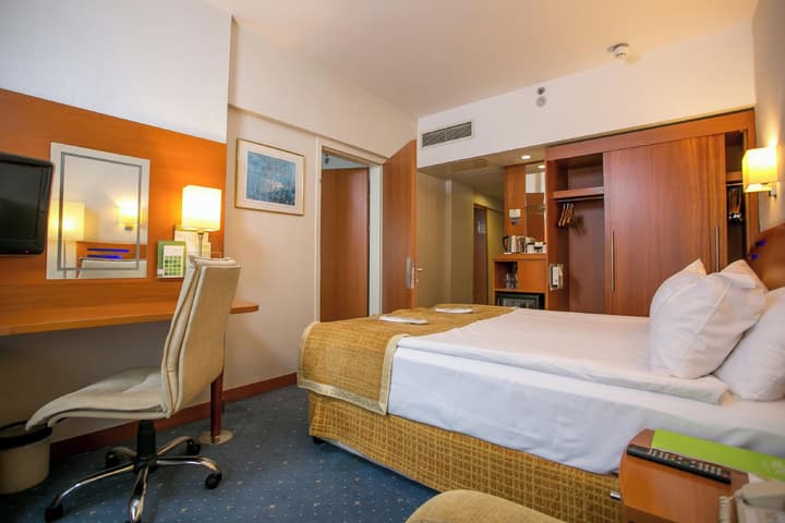 Holiday Inn Istanbul City by IHG