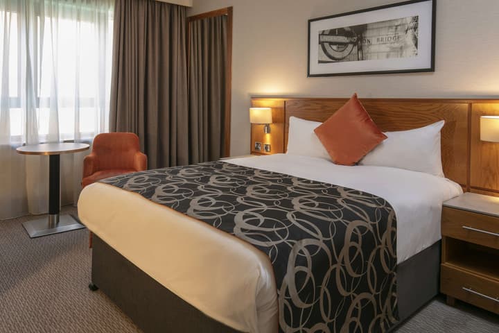 The Crown London, WorldHotels Distinctive