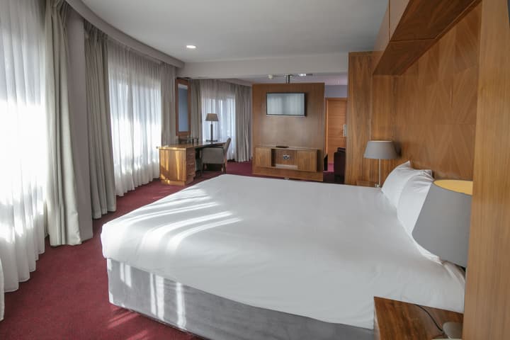 The Crown London, WorldHotels Distinctive