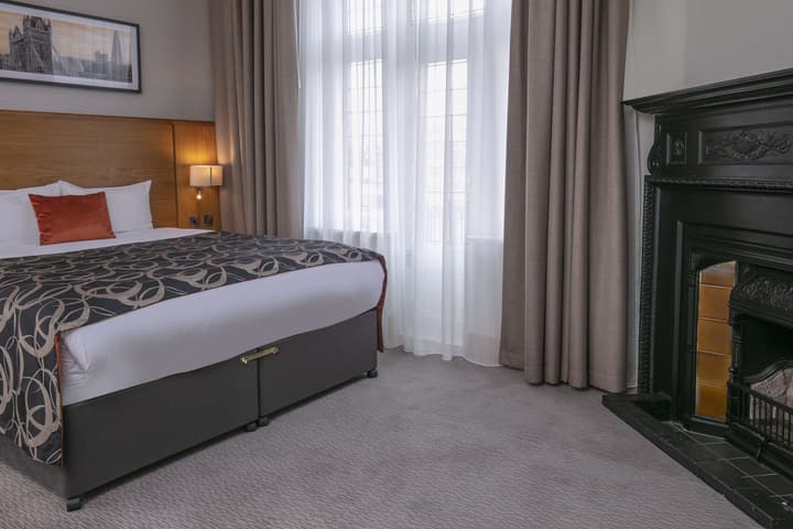 The Crown London, WorldHotels Distinctive