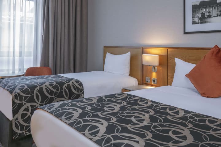 The Crown London, WorldHotels Distinctive