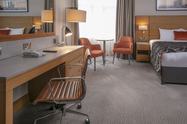 The Crown London, WorldHotels Distinctive