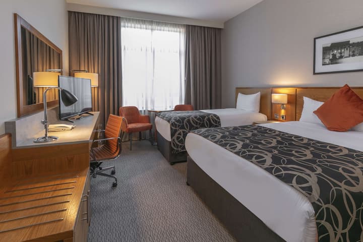 The Crown London, WorldHotels Distinctive