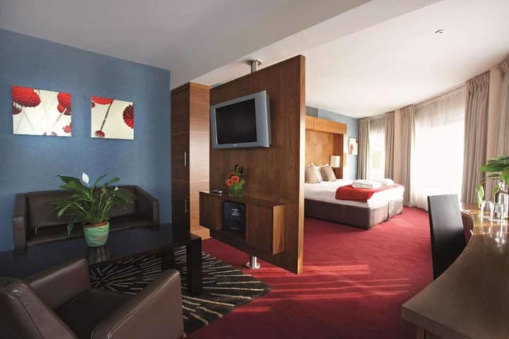 The Crown London, WorldHotels Distinctive
