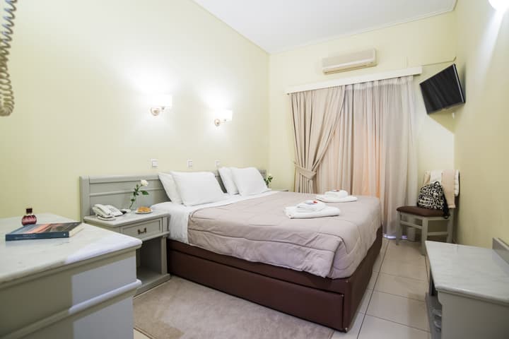 Parnassos Delphi Hotel