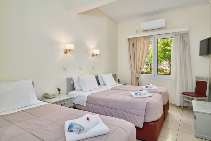 Parnassos Delphi Hotel