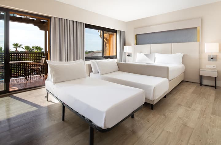 DoubleTree by Hilton Islantilla Beach Golf Resort