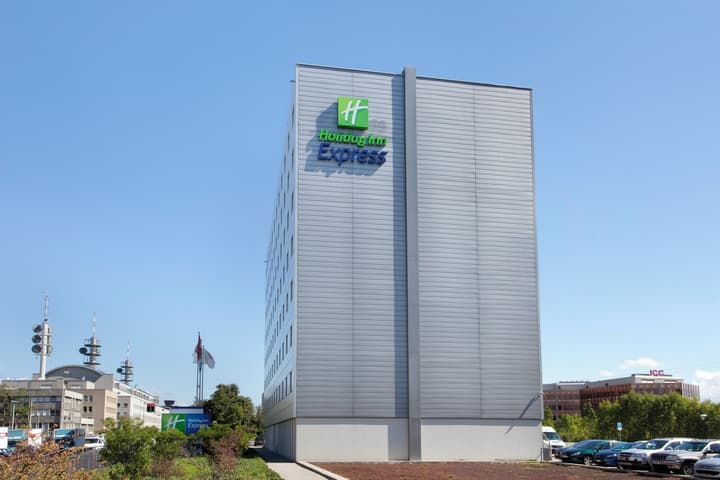 Holiday Inn Express Geneva Airport by IHG